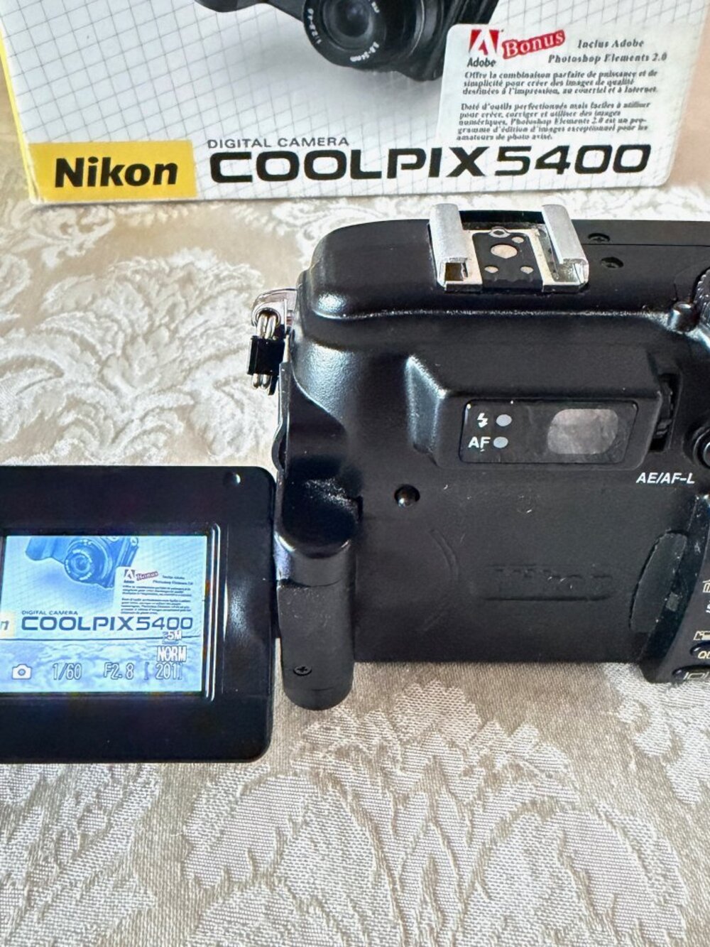 NIKON DIGITAL CAMERA COOLPIX 5400